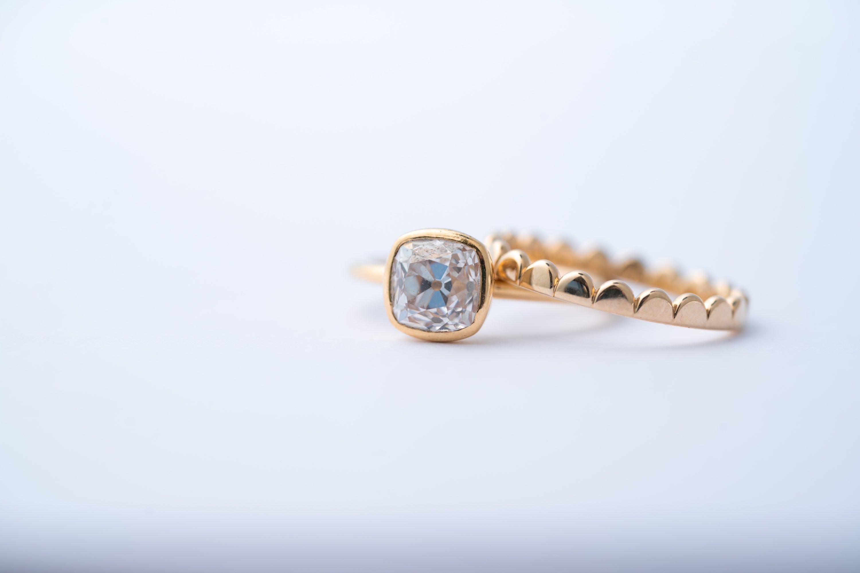 Chloe / scalloped wedding band image 2