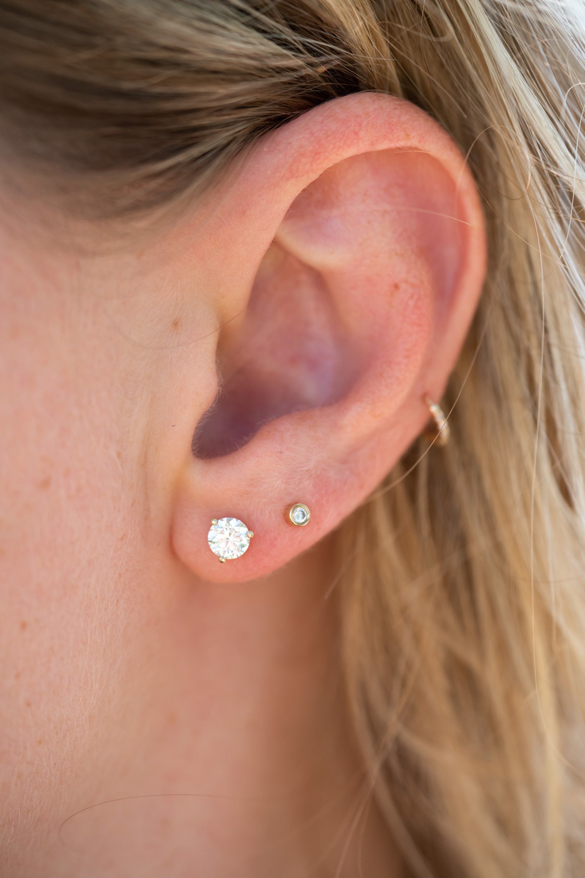 Alice Studs / lab grown diamond martini studs image 3